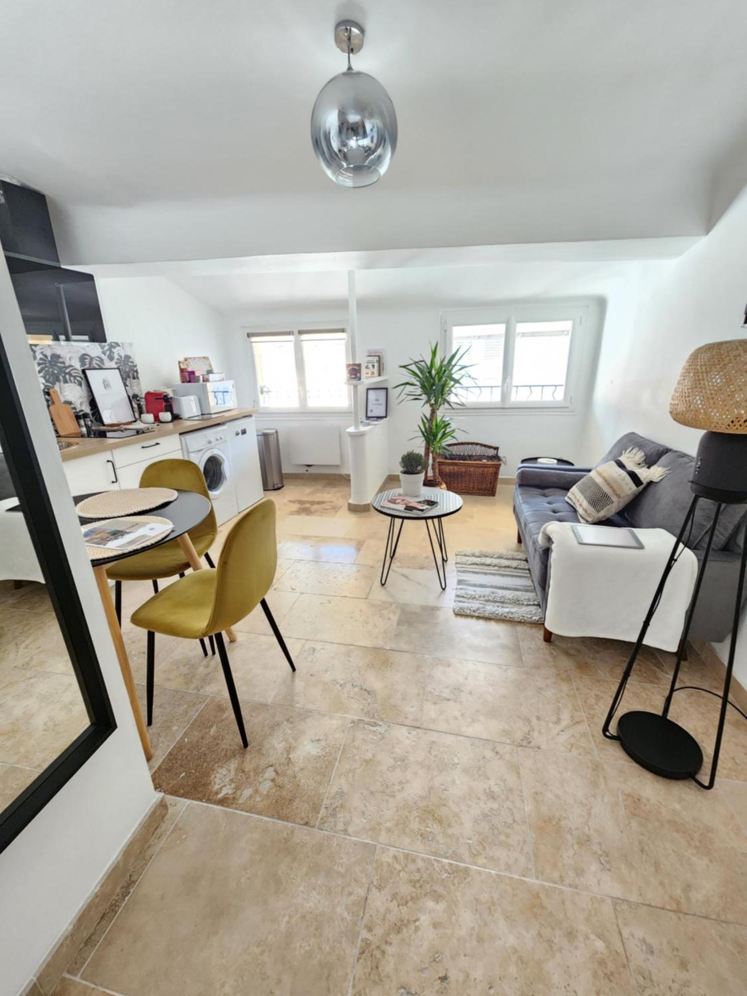 Apartmán Le Beffroi De Gaston Climatise Aix-en-Provence Exteriér fotografie
